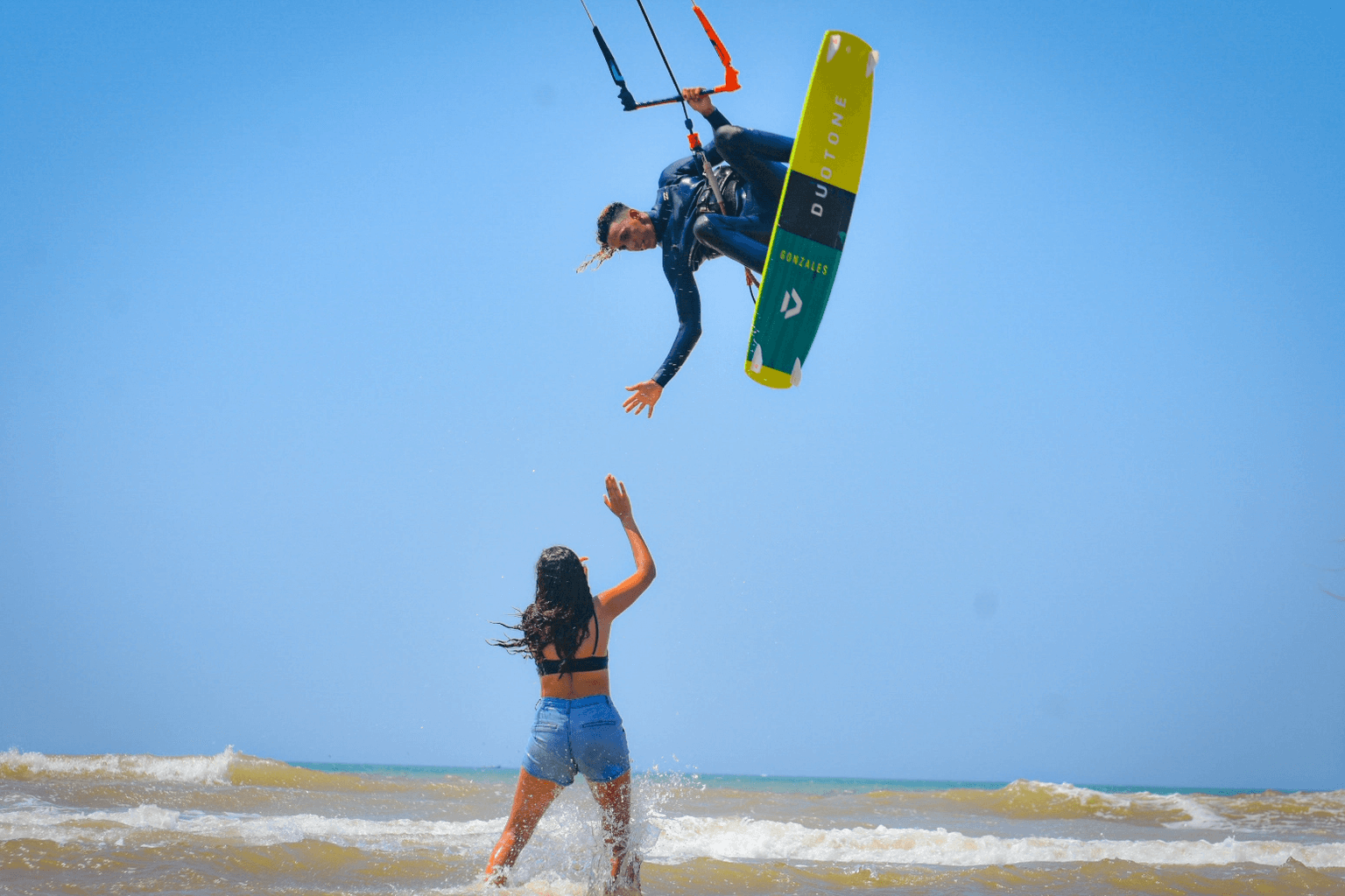 Kitesurfing